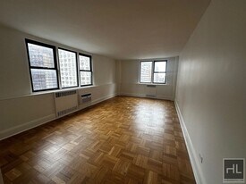 East 79th Street in New York, NY - Building Photo