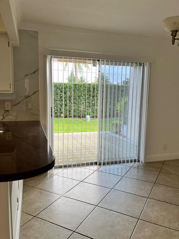 1303 Partridge Close in Pompano Beach, FL - Building Photo - Building Photo