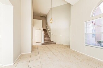 4616 Reliant in North Las Vegas, NV - Building Photo - Building Photo