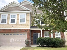 737 Spinning Wheel Point in High Point, NC - Building Photo