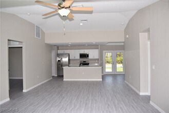 212 Antis Dr in Rotonda West, FL - Building Photo - Building Photo