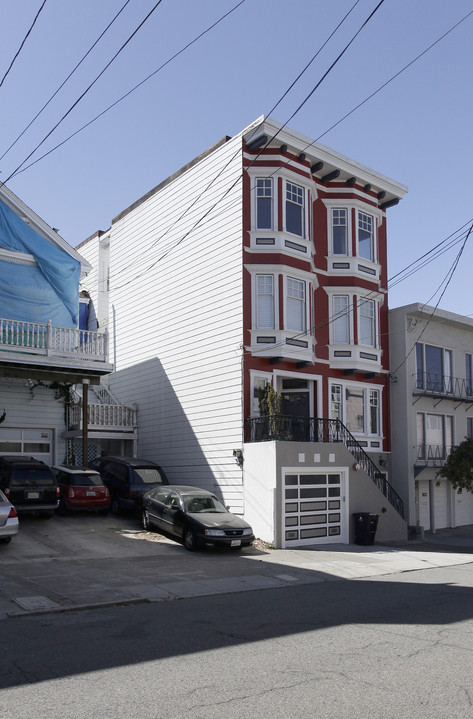 1861 Filbert St in San Francisco, CA - Building Photo