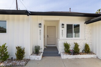 8601 Delco Ave in Winnetka, CA - Foto de edificio - Building Photo