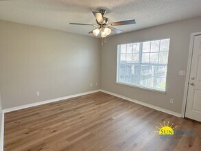 8134 Tavira St in Navarre, FL - Building Photo - Building Photo