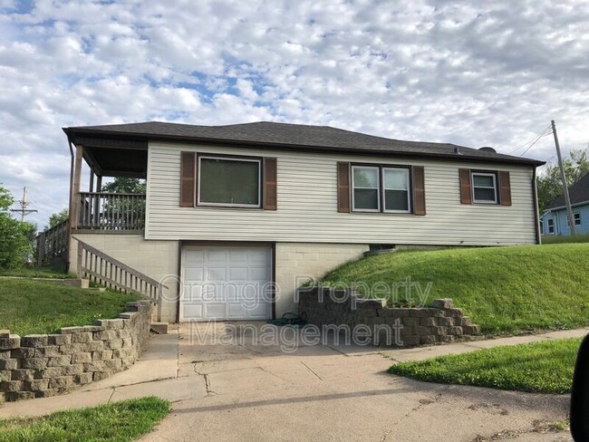 property at 4524 N 37th St