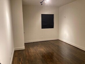 4411 Dallas St in Houston, TX - Foto de edificio - Building Photo