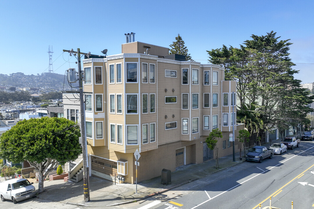 2101 Turk Blvd in San Francisco, CA - Building Photo