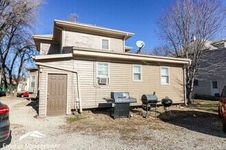 1019 Moro St in Manhattan, KS - Building Photo - Building Photo