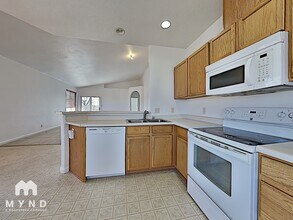 1555 Polo Park Dr in Reno, NV - Building Photo - Building Photo