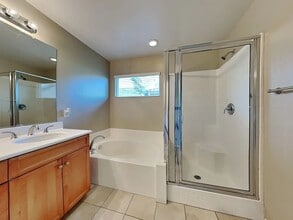 1050 E Agate Ct in Gardena, CA - Building Photo - Building Photo