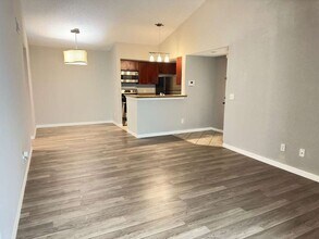 5104 Conroy Rd in Orlando, FL - Building Photo - Building Photo
