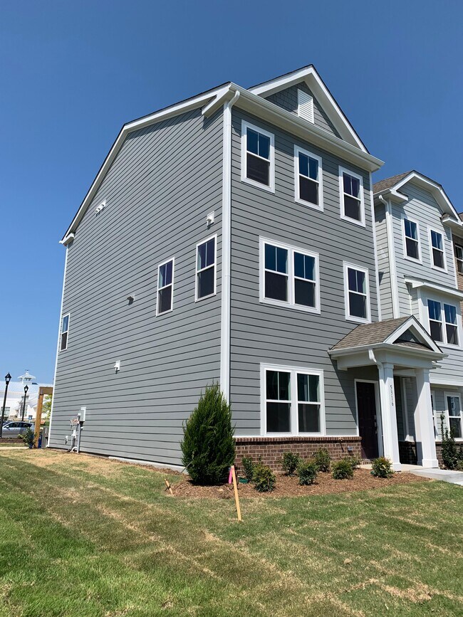 5316 Daydream Dr in Raleigh, NC - Building Photo - Building Photo