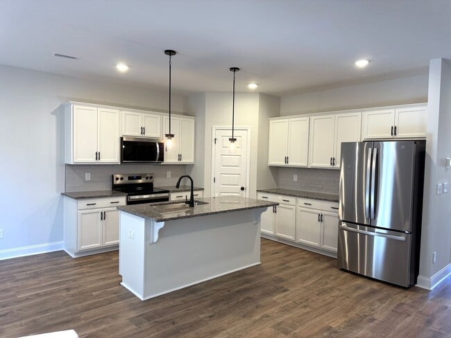 15 Calluna Dr in Clayton, NC - Building Photo - Building Photo