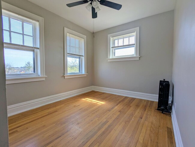 property at 4902 Itaska St