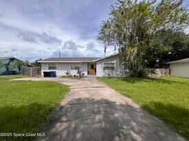 279 Fernandina St NW in Palm Bay, FL - Building Photo