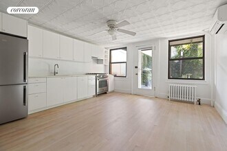 46 1st Pl in Brooklyn, NY - Foto de edificio - Building Photo