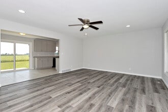 8310 E Coral Rd in Union, IL - Building Photo - Building Photo