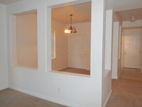 6280 N Sledgehammer Ct in North Las Vegas, NV - Foto de edificio - Building Photo