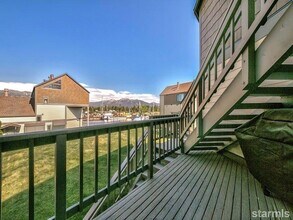 489 Tahoe Keys Blvd in South Lake Tahoe, CA - Building Photo - Building Photo