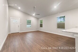 5410 Ergill Ln in San Antonio, TX - Building Photo - Building Photo