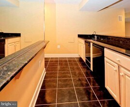 1307 Stamford Way in Reston, VA - Building Photo - Building Photo