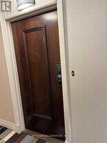 383 Prince of Wales Dr in Mississauga, ON - Building Photo