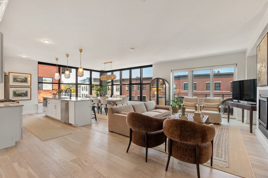 383 Commercial St, Unit 610 in Portland, ME - Foto de edificio