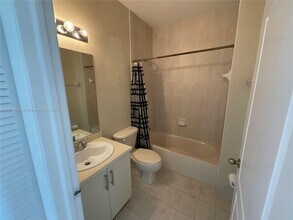 7301 NW 174th Terrace in Hialeah, FL - Building Photo - Building Photo