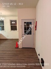 S7559 US-12 in North Freedom, WI - Foto de edificio - Building Photo