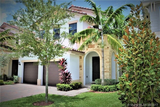 6930 NW 106th Ave in Doral, FL - Building Photo - Building Photo