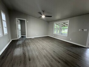 602 C St in Elgin, OK - Building Photo - Building Photo