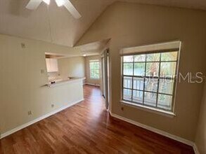 1037 S Hiawassee Rd in Orlando, FL - Building Photo - Building Photo