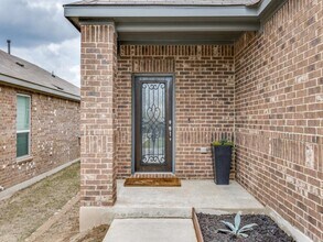 281 Satsuma Dr in Hays, TX - Building Photo - Building Photo