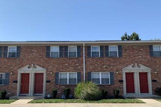 Olde Towne in Gahanna, OH - Building Photo - Building Photo