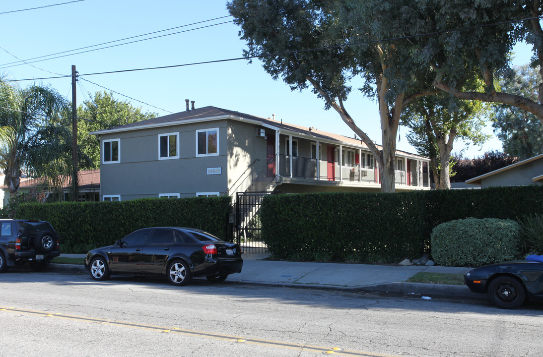 The Park View at Newhall Apartments in Santa Clarita, CA - Building Photo