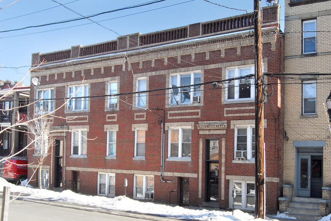 6040 Park Ave in West New York, NJ - Building Photo - Building Photo