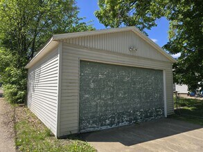 450 Cutler St in Waterloo, IA - Building Photo - Building Photo