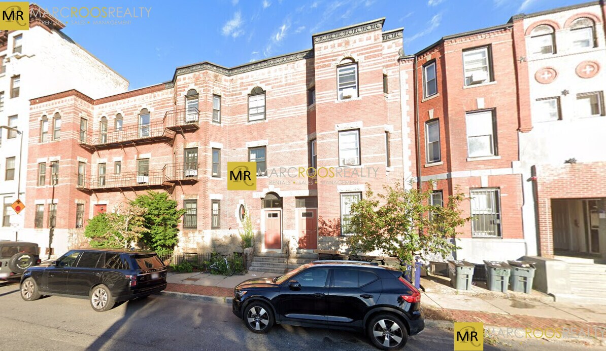 210 Hemenway St, Unit 5 in Boston, MA - Foto de edificio