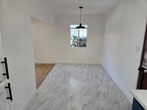 1570 N Verdugo Rd in Glendale, CA - Building Photo - Building Photo