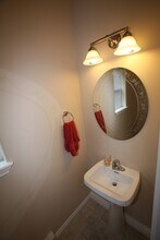 1329 Denali St in Anchorage, AK - Building Photo - Building Photo