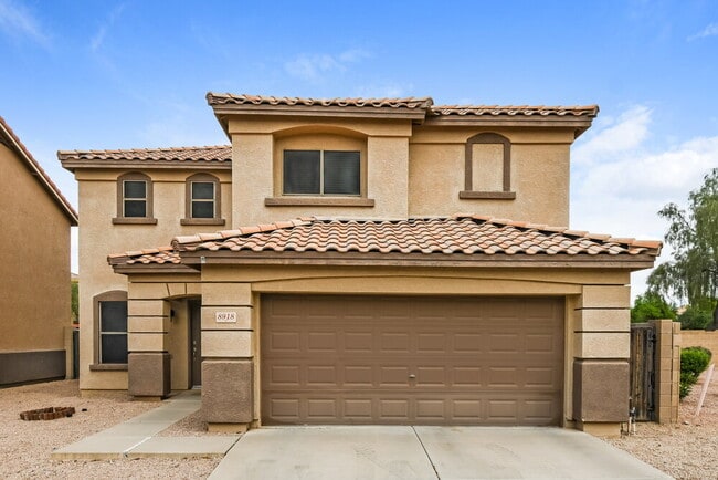 property at 8918 E Oro Cir