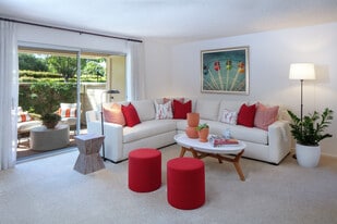 Turtle Rock Vista Apartment Homes in Irvine, CA - Building Photo