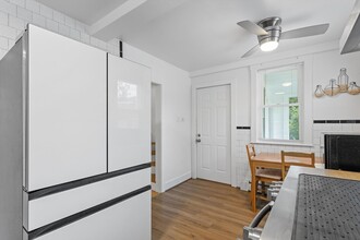 39 Grandfield St in Dedham, MA - Building Photo - Building Photo