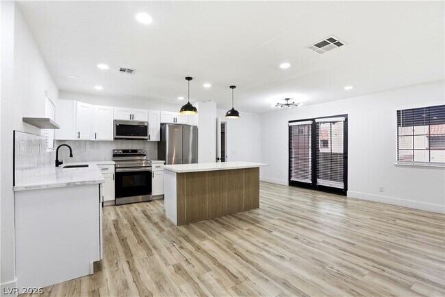 4120 Gannet Cir in Las Vegas, NV - Building Photo - Building Photo