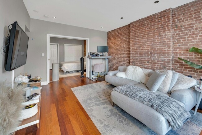 1315 Washington St in Hoboken, NJ - Building Photo - Building Photo