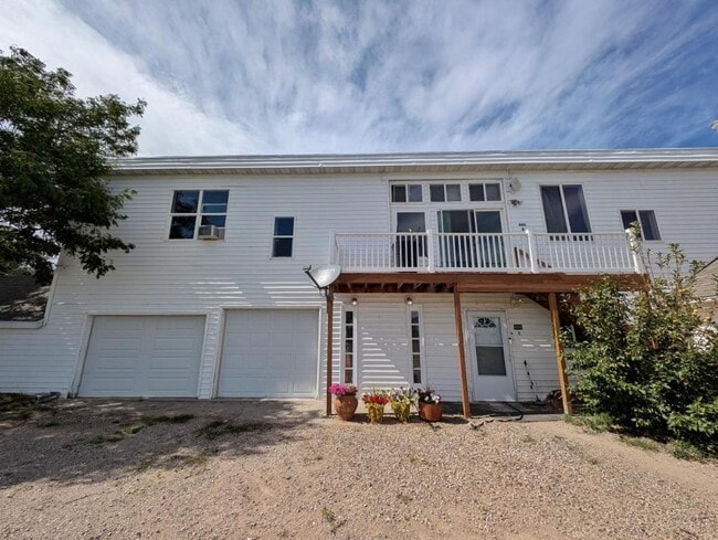 property at 406 W 4th Ave