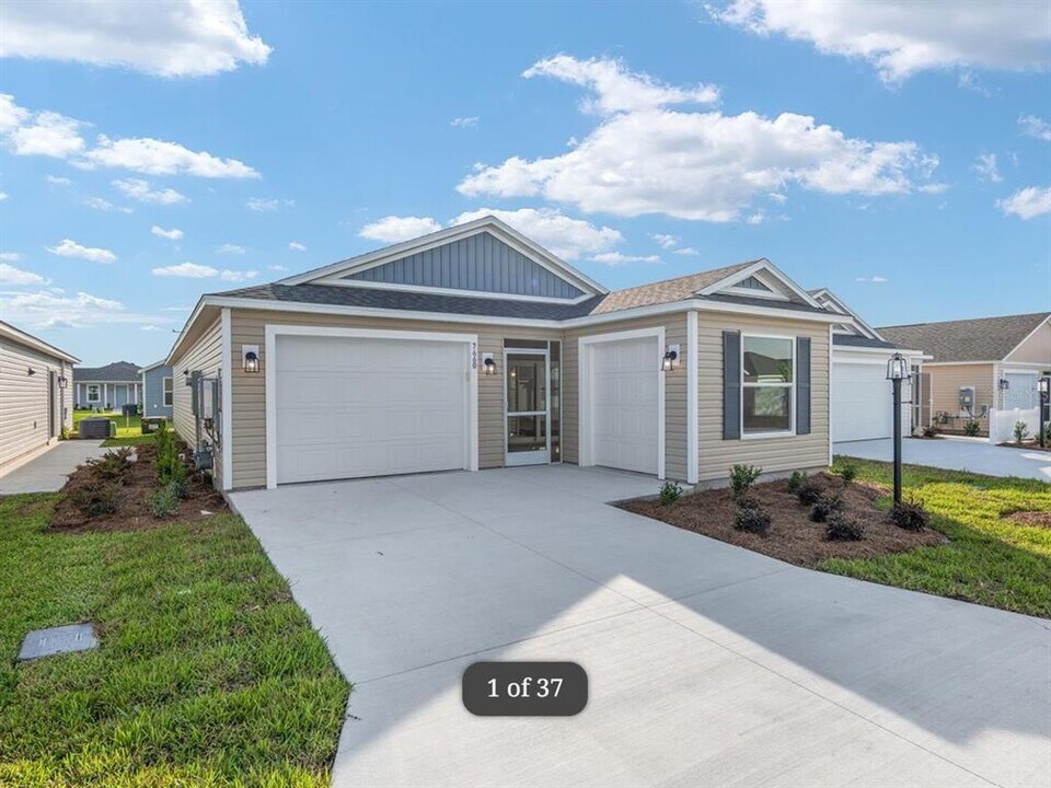 7660 Cheryl Ct in the Villages, FL - Building Photo