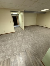 1127 Trail Dr in Gibbon, NE - Building Photo - Building Photo