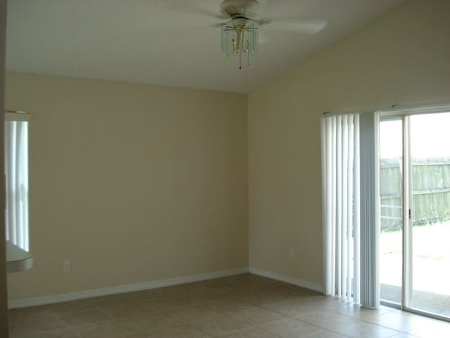 7420 Marseille Cir in Orlando, FL - Building Photo - Building Photo