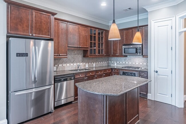 property at 3635 E Paces Cir